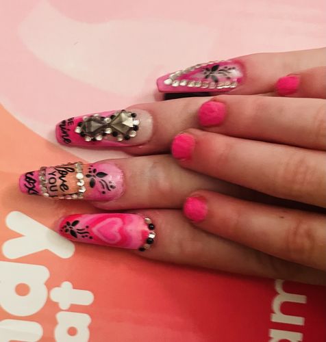 Customer photo review of Candy Coat - Nail Art Paint Kit