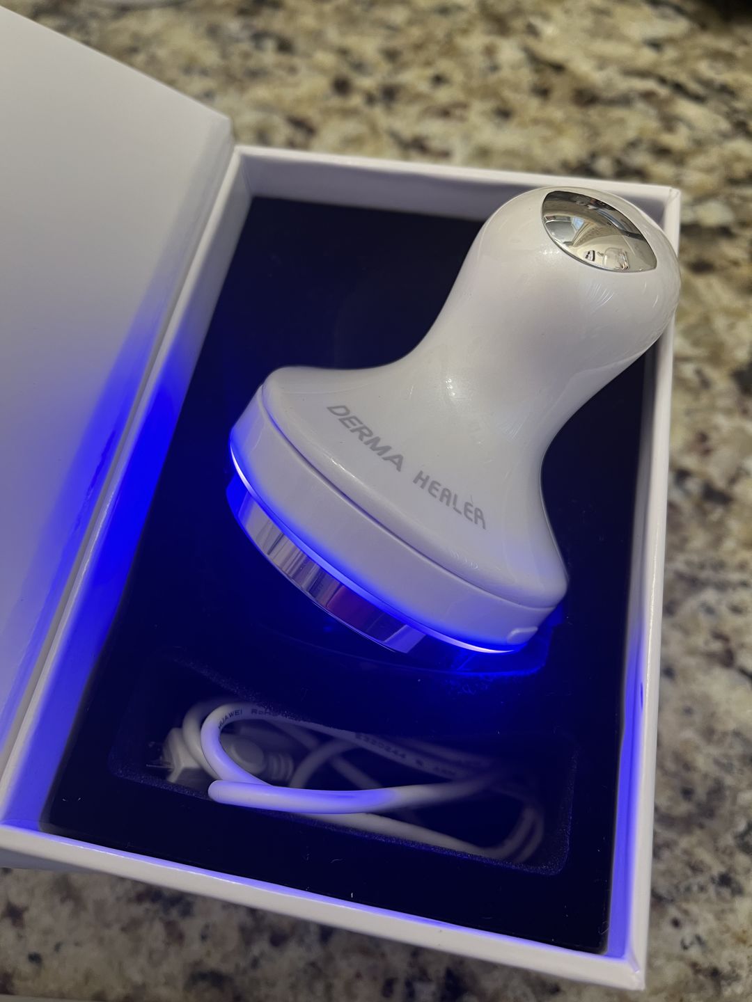 Customer photo review of O'Melon 4 in 1 Derma Healer Device