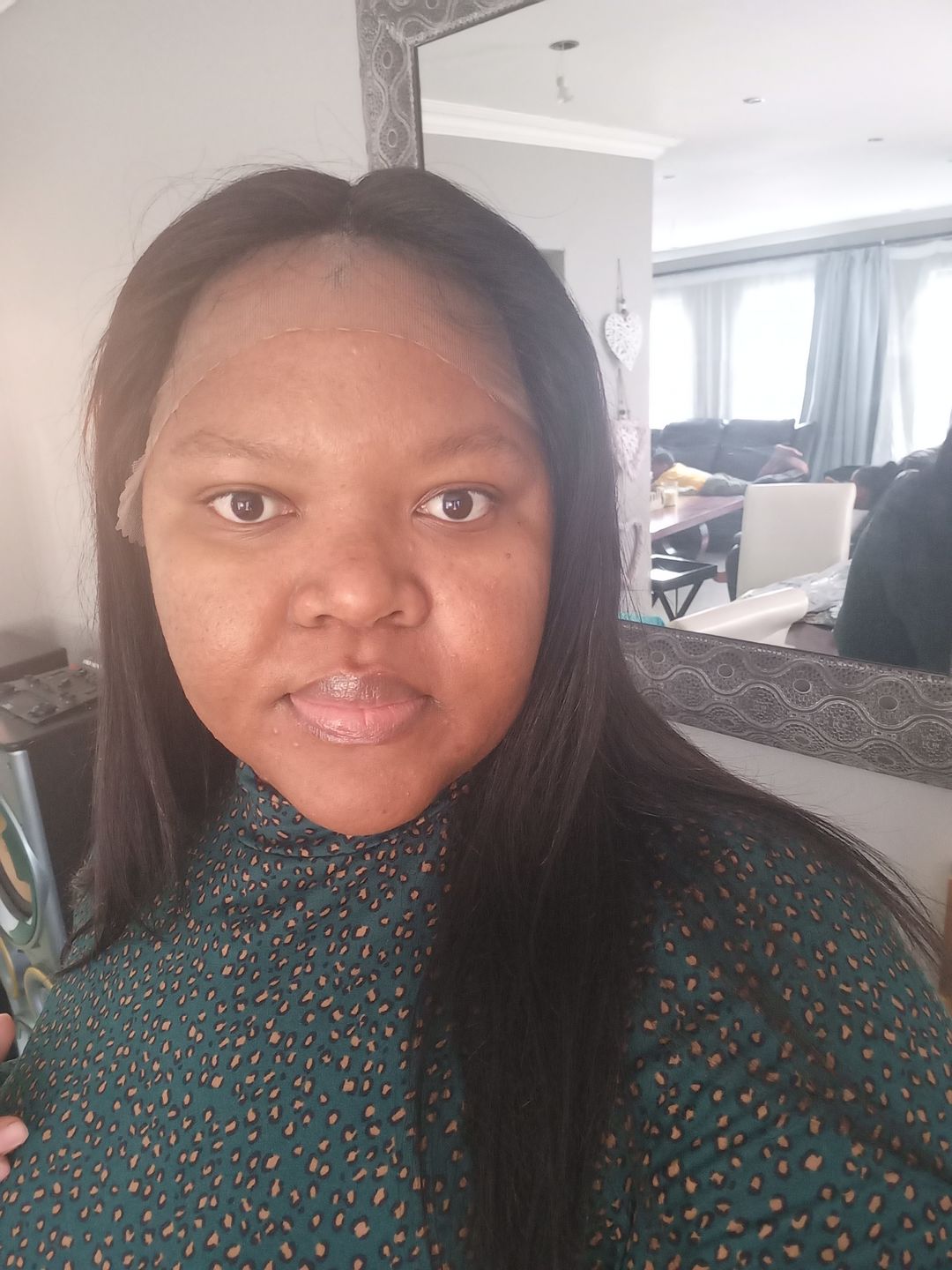 Customer photo review of Straight 20 inch wig
