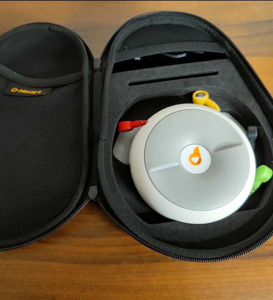 Customer photo review of DISPOSITIVO ECG PROFESSIONALE
