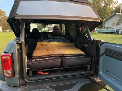 Customer photo review of deepsleep Solo Mat for Ford Bronco