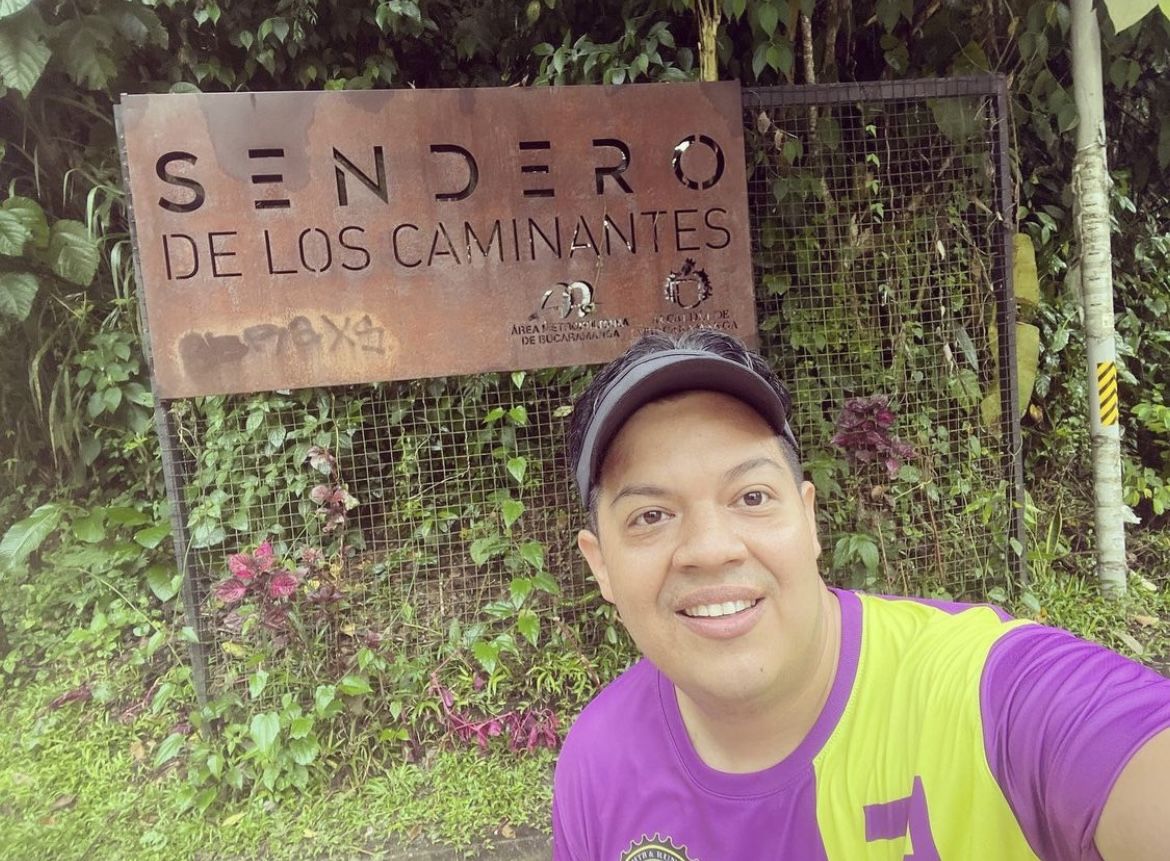 Customer photo review of 2XU Visera Performance Unisex