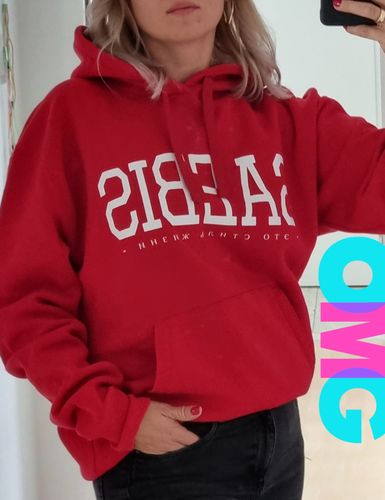 Customer photo review of Lifestyle Basic Damen Oversized Hoodie rot by SAEBIS®