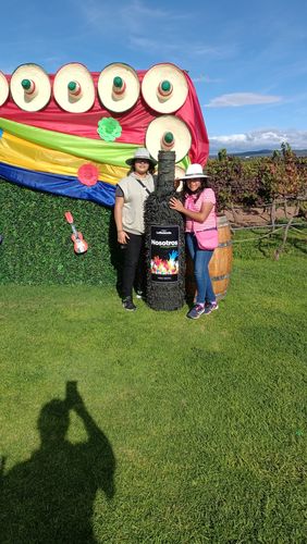 Customer photo review of (Paquete Wine Cheese) Fiesta Nosotros Los Mexicanos