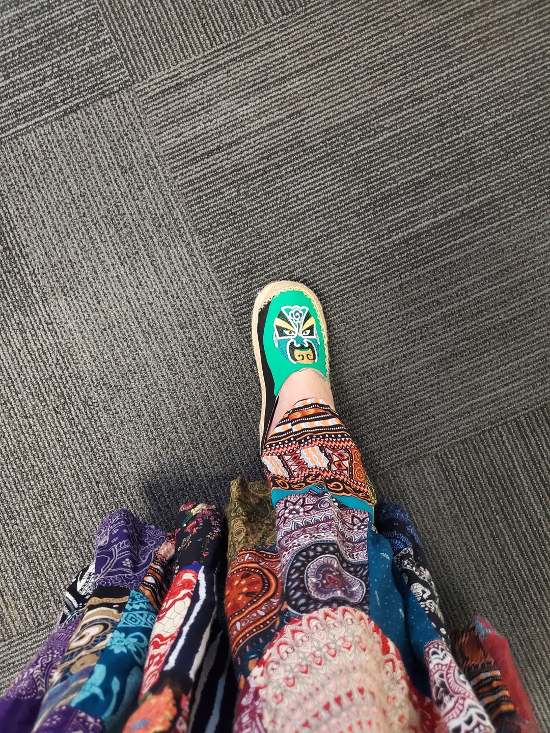 Customer photo review of Embroidered Big Toe Shoes Linen Handmade Shoes