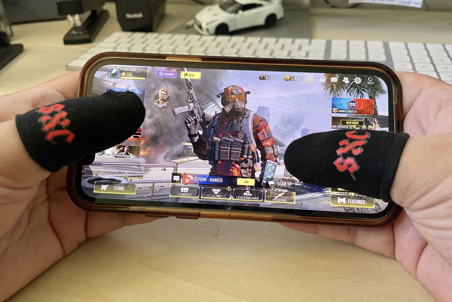Customer photo review of NEW "UNRIVALED 2.0" Finger Sleeves Three Pack