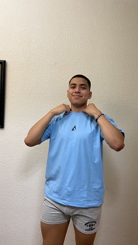 Customer photo review of Camiseta Miami NOWA - Oversized Royal Blue
