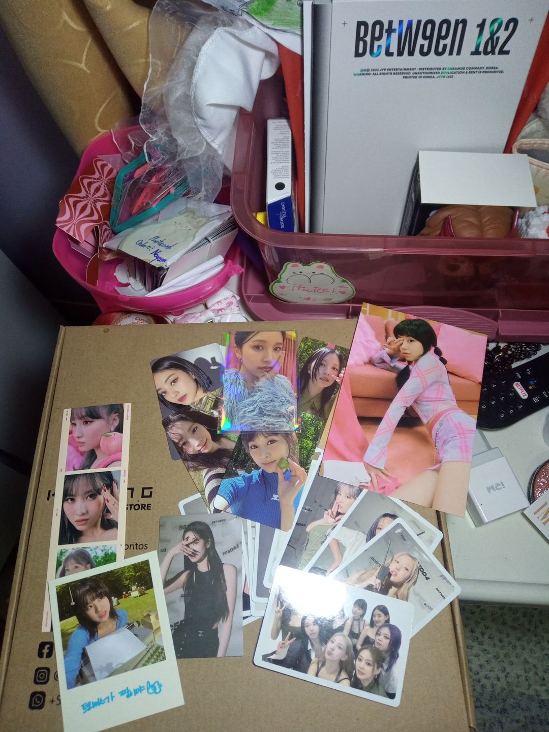 Customer photo review of (PRE-VENTA) TWICE - BETWEEN 1&2 : CRYPTOGRAPHY VER.