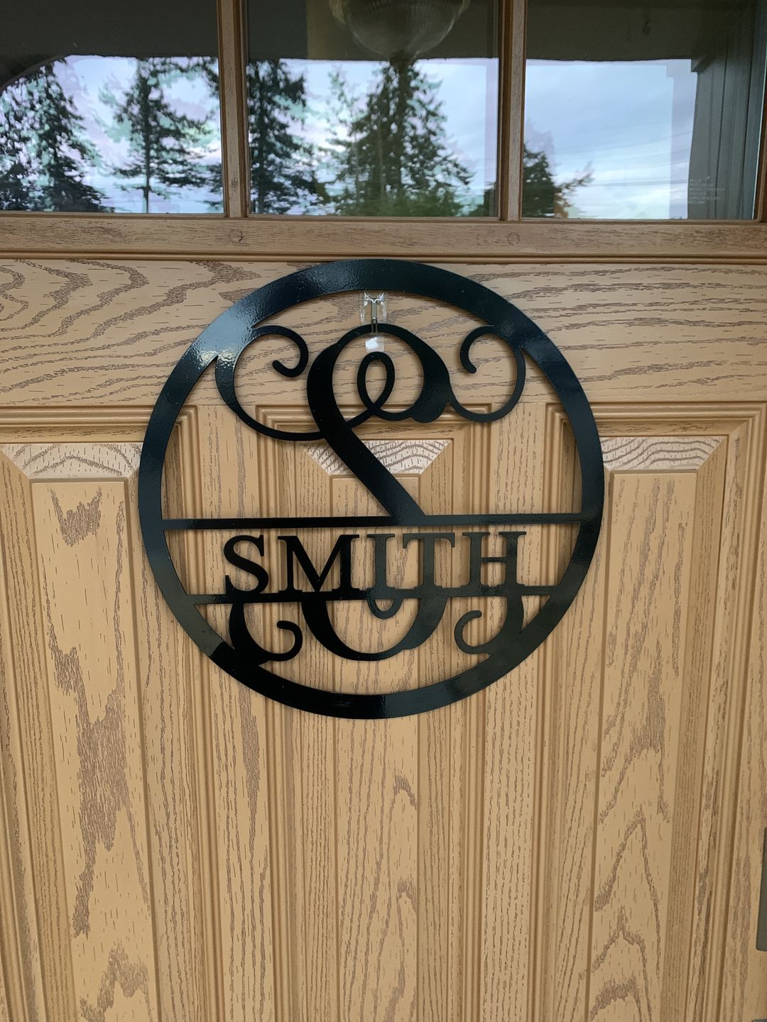 Customer photo review of Thick Border Circle Monogram - Personalized Name Signs for Home Decor