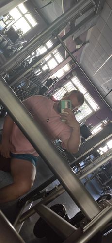 Customer photo review of Camiseta Miami NOWA - Oversized Deep Pink