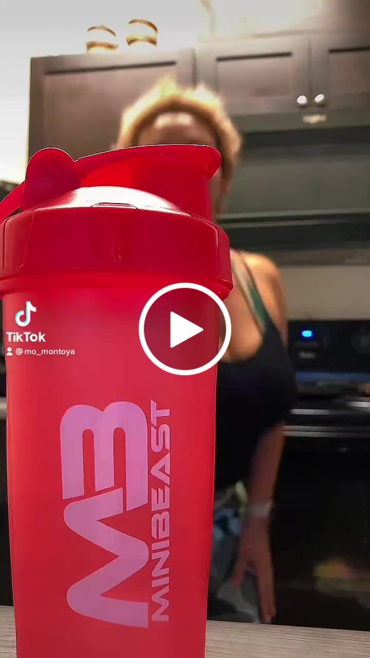Customer video review of Shaker