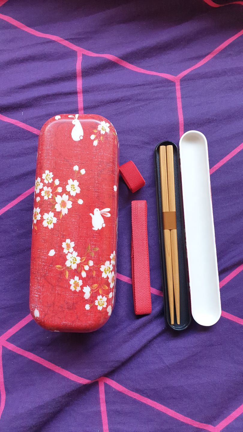 Customer photo review of Sakura Rabbit Chopsticks Set | Red