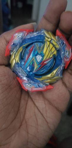 Customer photo review of Takra Tomy  Ultimate Valkyrie Variable'-9 Burst DB Beyblade B-193