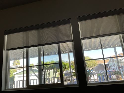Customer photo review of SmartWings Motorized Light Filtering Solar Shades 5% Openness Aventus
