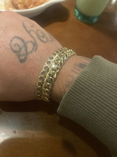 Customer photo review of *NEW* 14K Miami Hollow Bracelet (9.5MM) - JTJ™