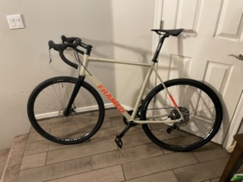 Customer photo review of Basswood Alloy Gravel Bike 700c
