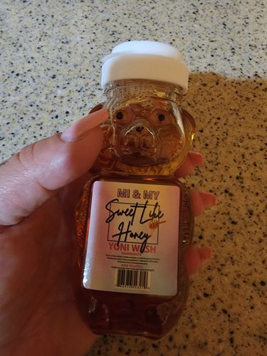 Customer photo review of Sweet Like Honey Yoni Wash