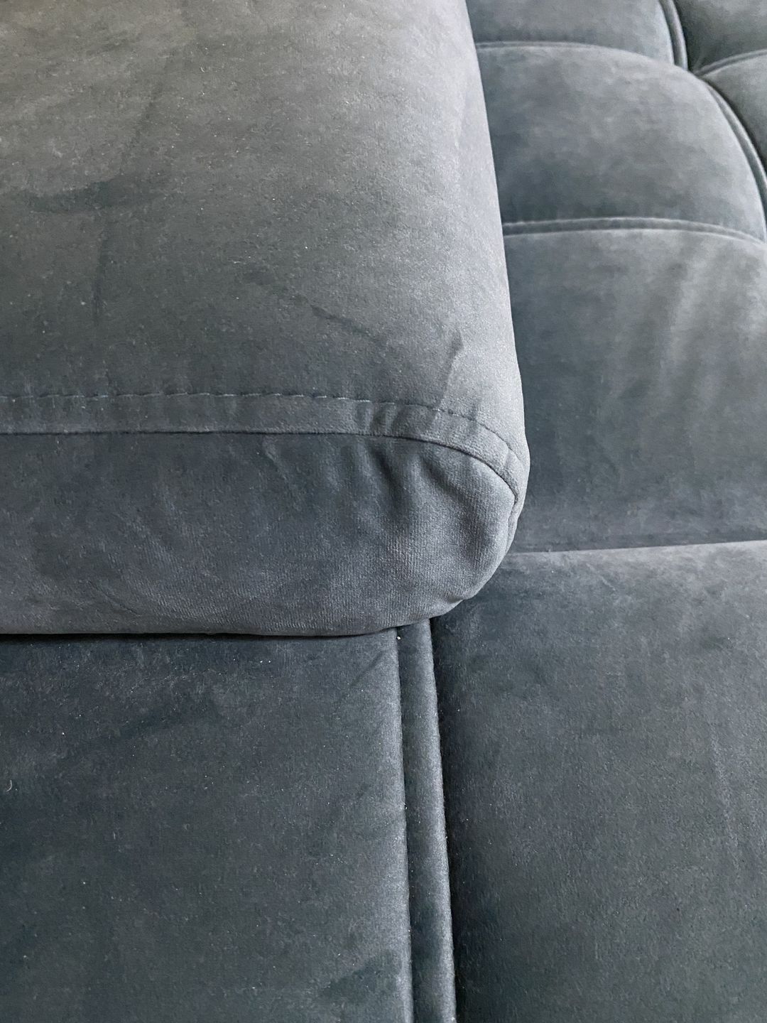 Customer photo review of Coltar extensibil SELVA MINI, sezlong dreapta, stofa catifelata gri - Palladium 15, Gama Premium, cu lada depozitare si tetiere reglabile, 270x173x95 cm