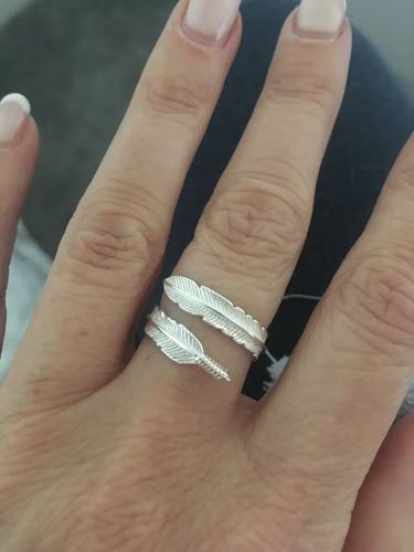 Customer photo review of Feather From An Angel Ring