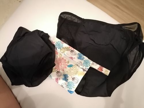 Customer photo review of Gratis Wetbag