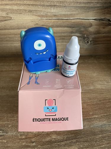 Customer photo review of Mon Étiquette Magique™️ - Petits Monstres