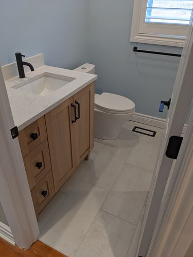 Customer photo review of Bridgeport 36" White Oak Bathroom Vanity, Right Sink