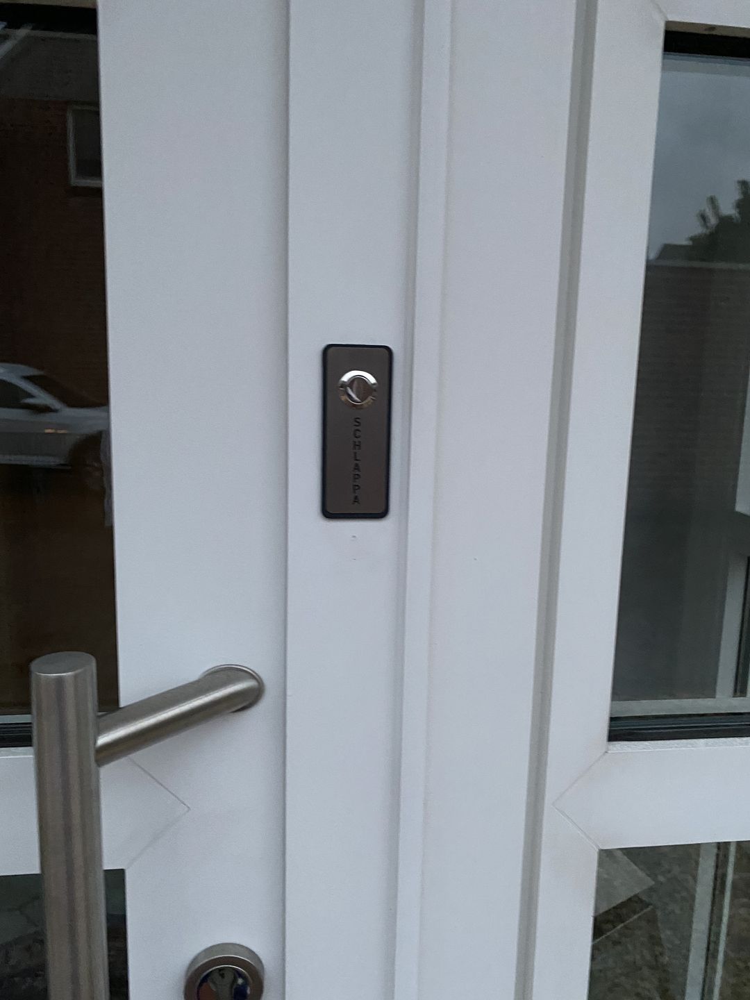 Customer photo review of AlbersDesign personalisierte Edelstahl-Klingel K5 mit 3D-Effekt in anthrazit (RAL7016)