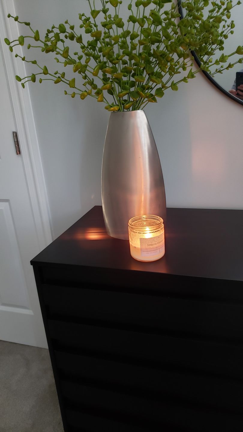 Customer photo review of Lemon + Lavender 9 oz Glass Candle