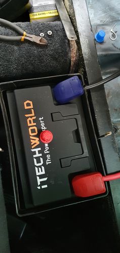 Customer photo review of iTECH1420CA Lithium Car Battery 12V Stop Start 1420amp 60Ah