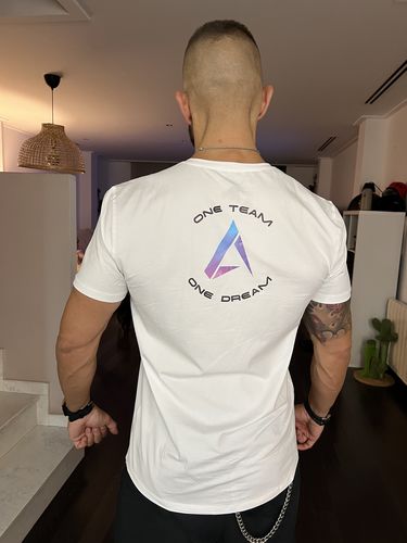 Customer photo review of Camiseta Miami NOWA - Oversized Royal Blue