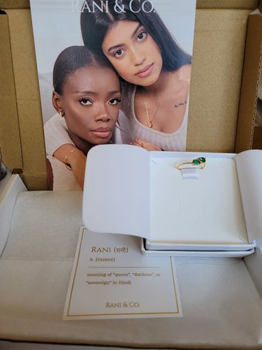 Customer photo review of Green Onyx Teardrop Ring (Gold)
