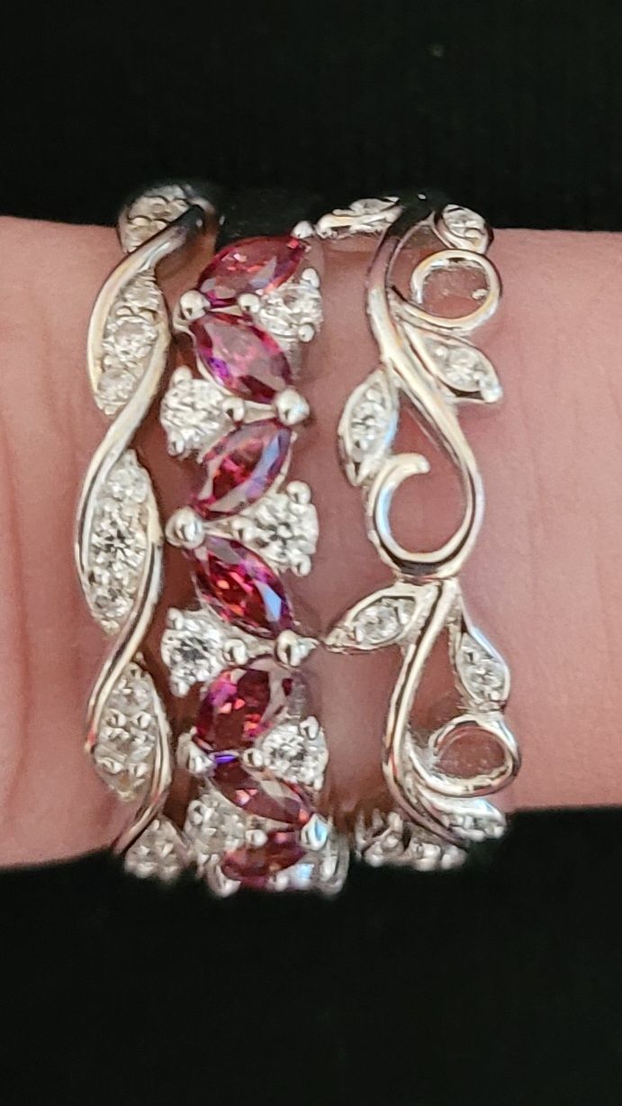 Customer photo review of Leaf Filigree CZ Ring in Sterling Silver