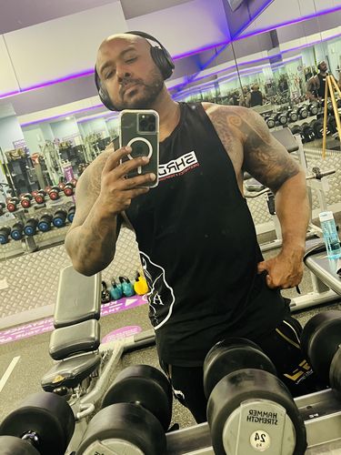 Customer photo review of Shrdd X - Longline Muscle Tanktop - Black/ White