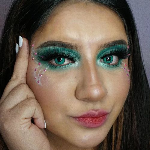 Customer photo review of Fissure Green Colored Lenses(12 months of use)