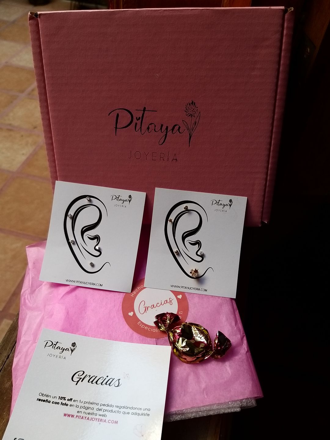 Customer photo review of Piercing Estrellas Rosca Plana