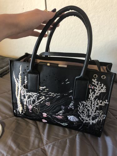 Customer photo review of Seabed Shoulder Bag