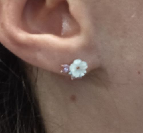 Customer photo review of Boucles d'oreilles Valentine