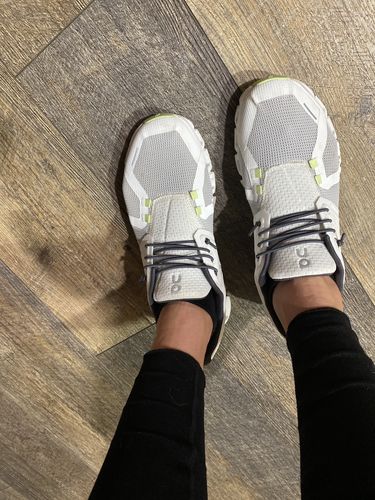 Customer photo review of ON RUNNING CLOUD 5 PUSH
