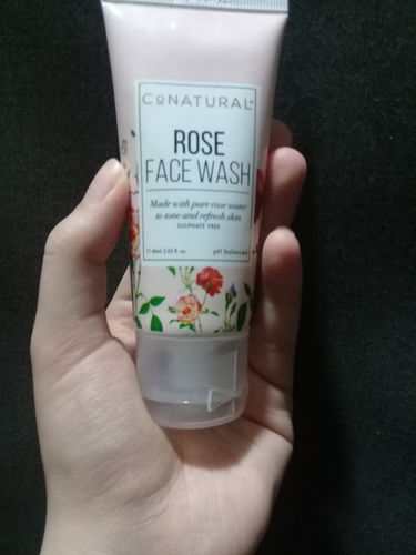 Customer photo review of Rose Face Wash