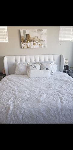 Customer photo review of Faux Fur Velvet Fluffy Bedding Duvet Cover Set - Duvet Cover & Pillowcase