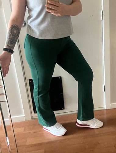 Customer photo review of Impact Flare Fit Jeans - Emerald
