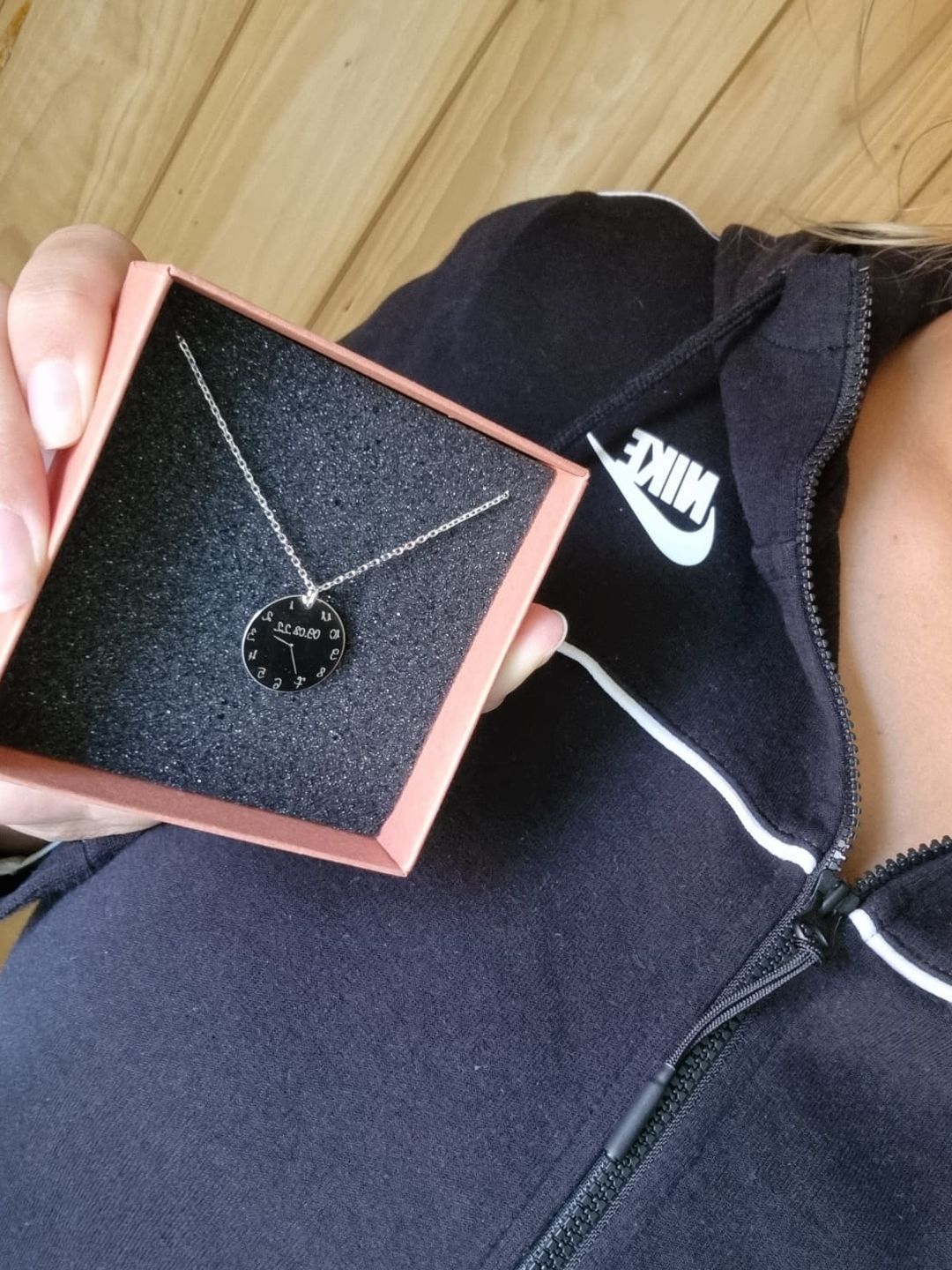 Customer photo review of Halskette Geburtsuhr