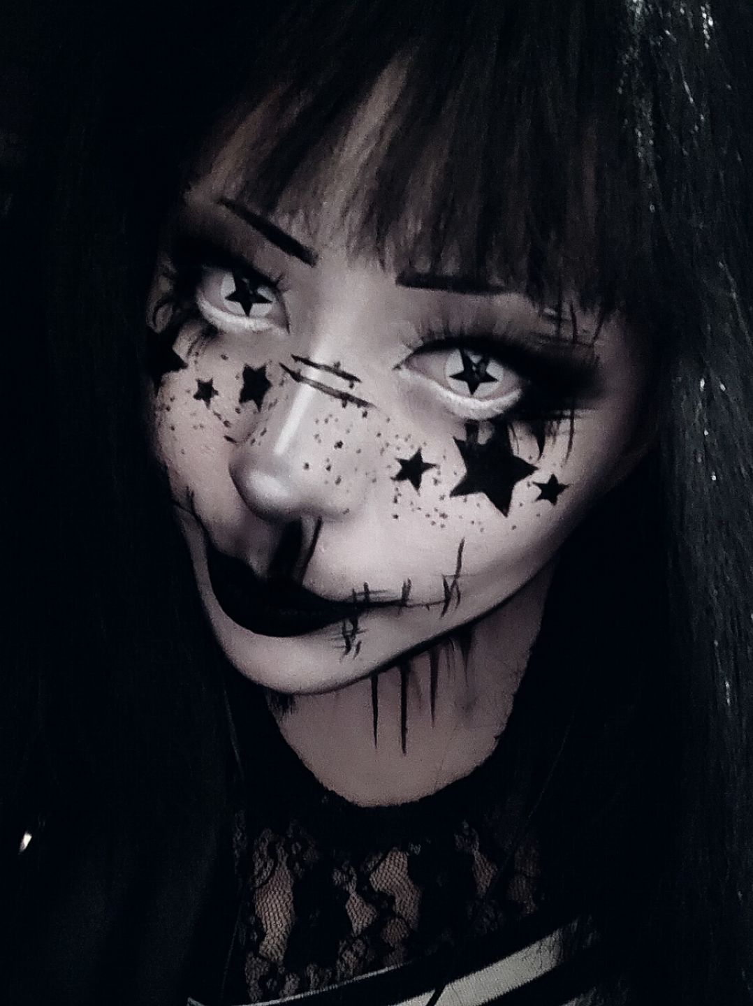 Customer photo review of White Pentagram Contacts