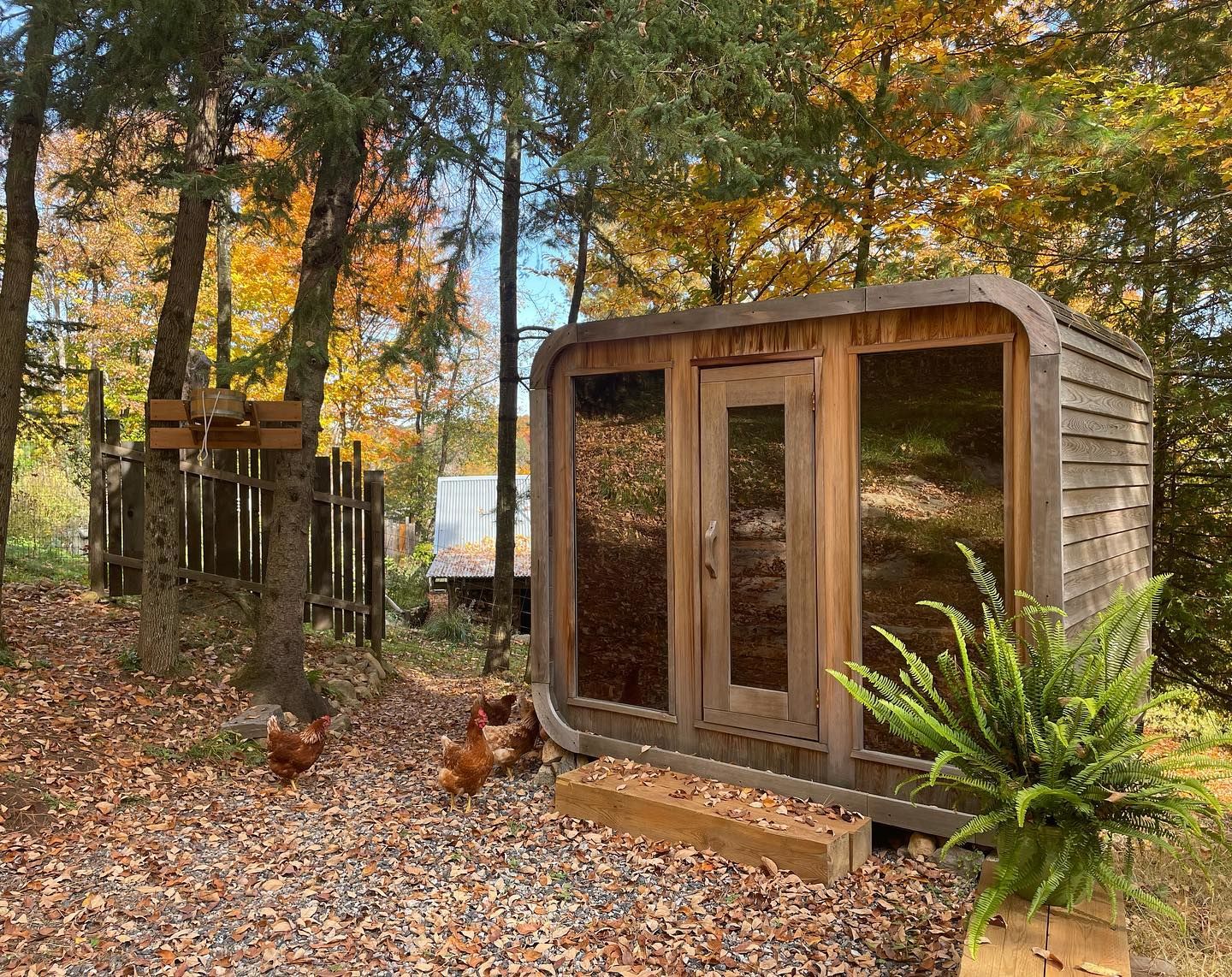 Customer photo review of Saunasnet Outdoor Square Wood Sauna Room