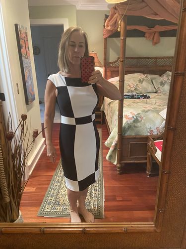 Customer photo review of Joseph Ribkoff Black/Vanilla Color Block Cap Sleeve Sheath Dress 221052 NEW