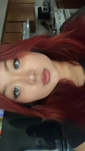 Customer photo review of Oversentimental Kristin - gray