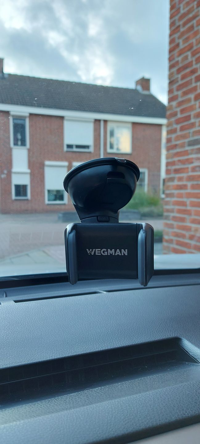 Customer photo review of Wegman Telefoonhouder Met Zuignap - Dashboard en autoruit