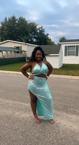 Customer photo review of Sequined Halter Collar Front Wrap Sparkly Split Dress Suit