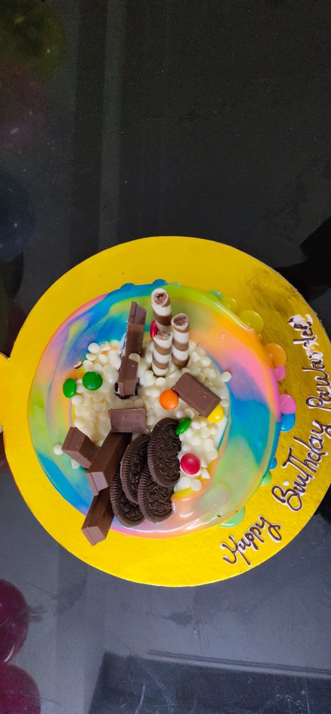 Customer photo review of Colorful Drip Cake