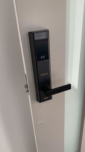 Customer photo review of Samsung SHP-DH537